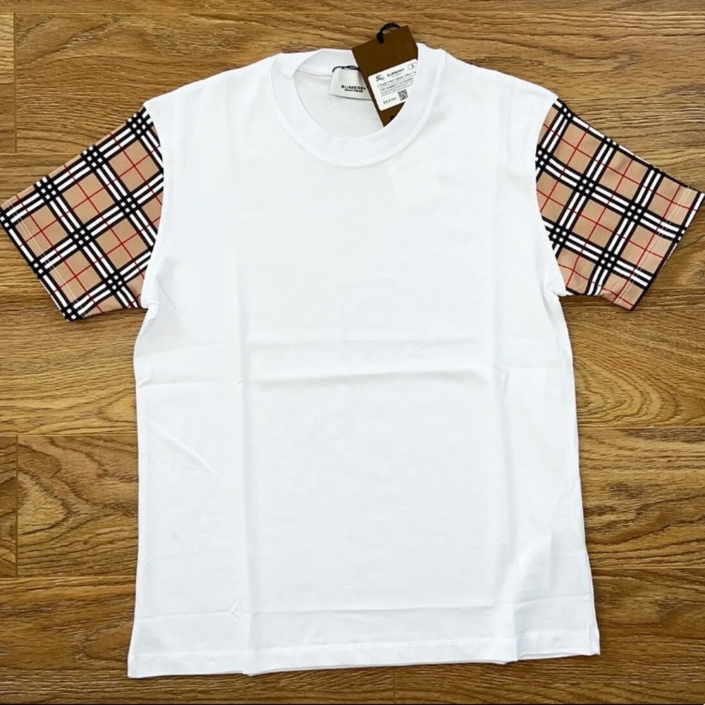 🔥 *INSANE* NWT~ Men’s Burberry T-shirt size EU 2XL / US XL
